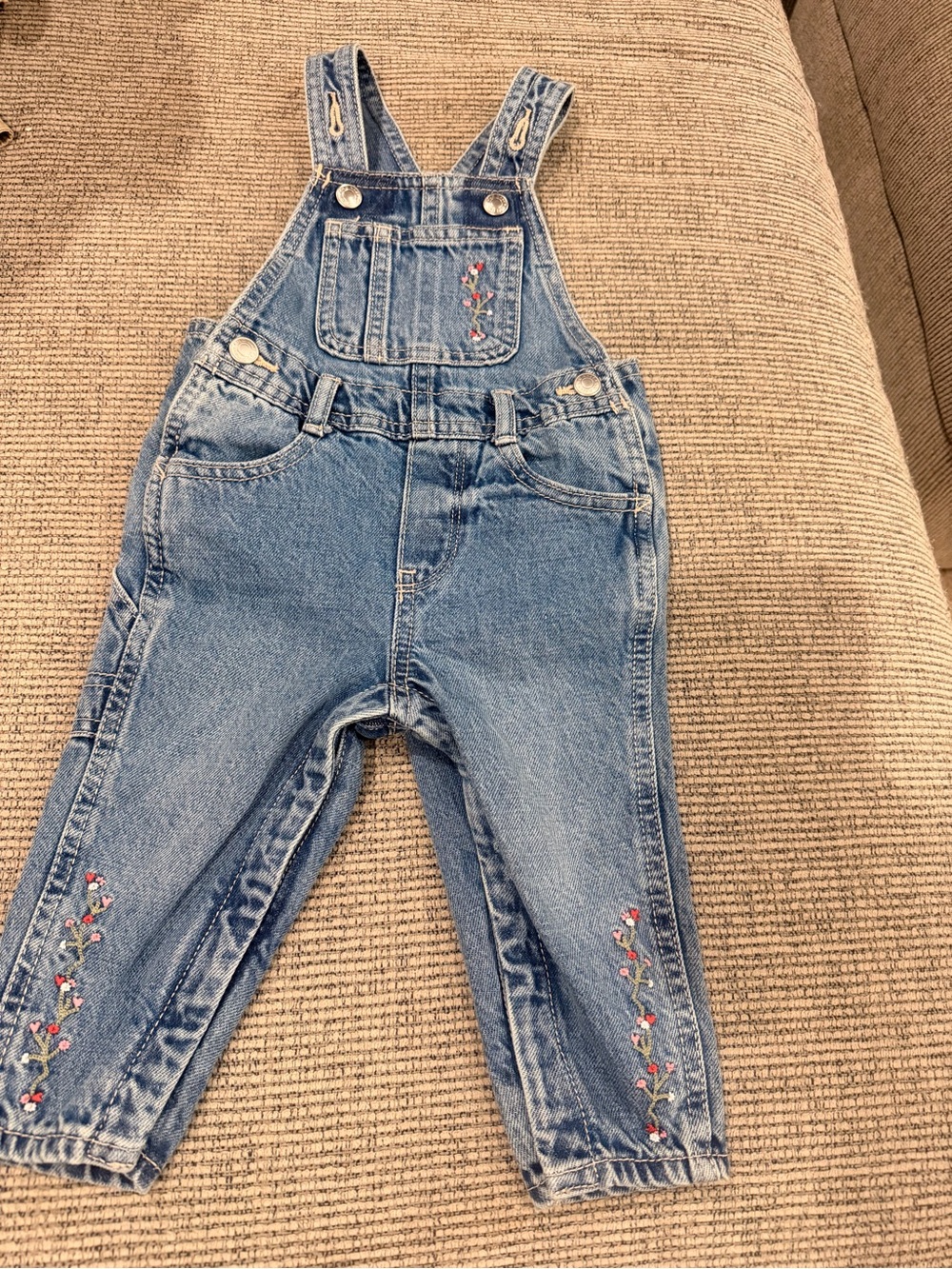 Old Navy Light Blue Denim Floral Embroidered Girls' Overalls Break Away Legs 18m